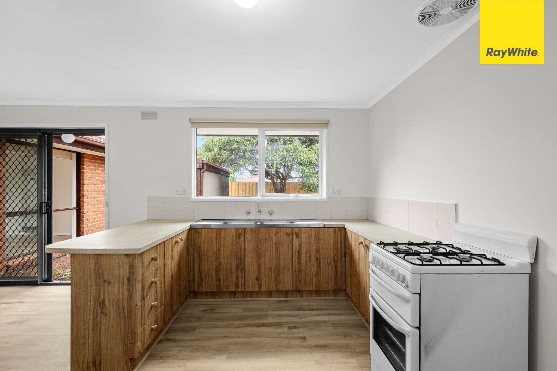 21 Raleighs Road, Melton VIC 3337, Melton - Thumbnail 8