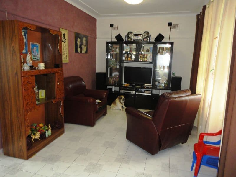 11 Stella Street, FAIRFIELD HEIGHTS NSW 2165, Fairfield Heights - Thumbnail 2