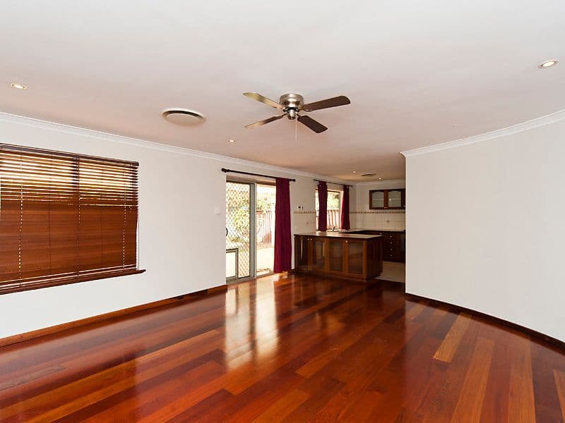 33 Torcross Street, WARNBRO WA 6169, Warnbro - Image 1