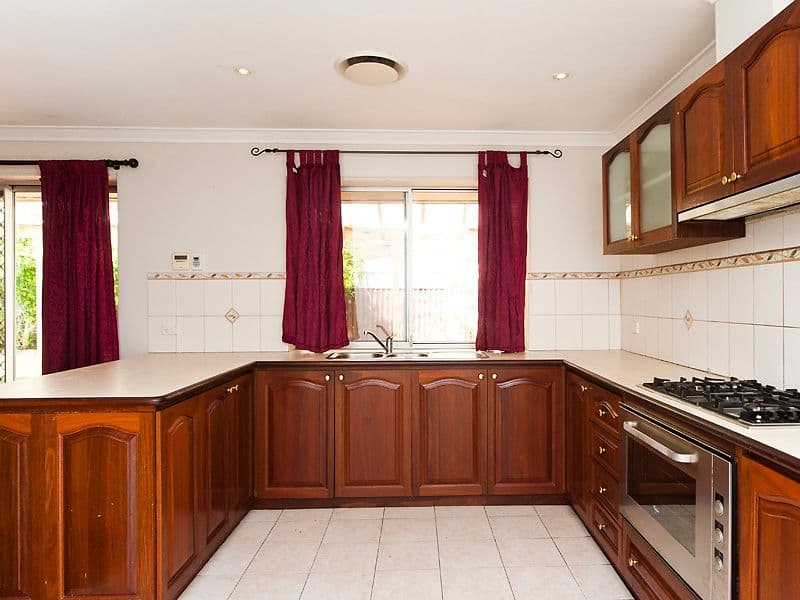 33 Torcross Street, WARNBRO WA 6169, Warnbro - Thumbnail 2