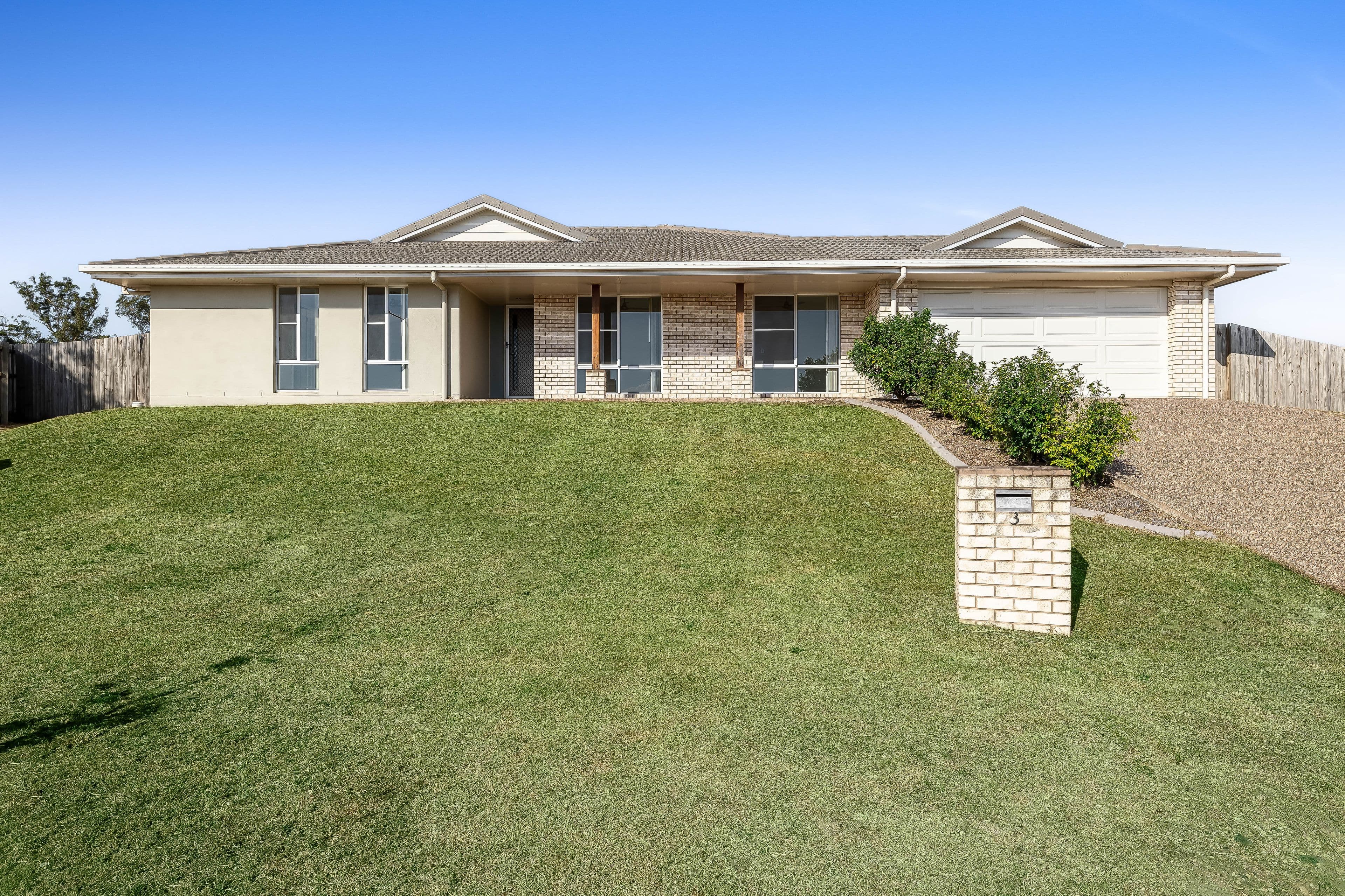3 Alistair Street, Glenvale QLD 4350, Glenvale - Image 1