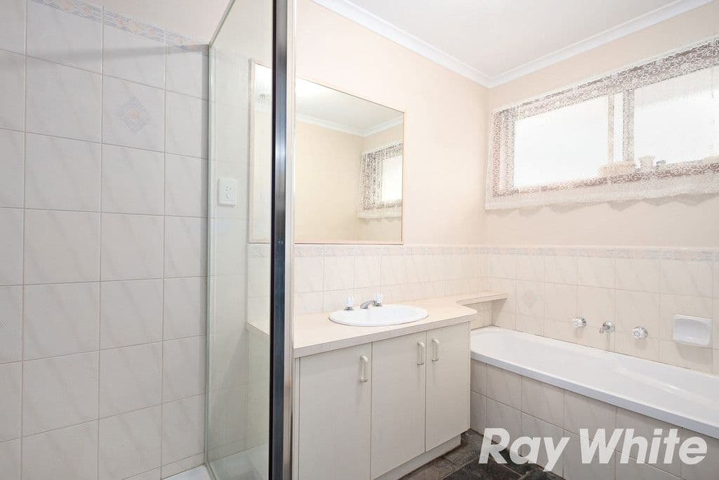 12 Daniel Court, Pakenham VIC 3810, Pakenham - Thumbnail 8