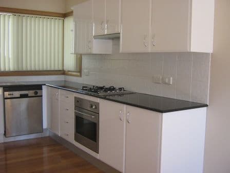 5 Oceana Parade, AUSTINMER NSW 2515, Austinmer - Thumbnail 2
