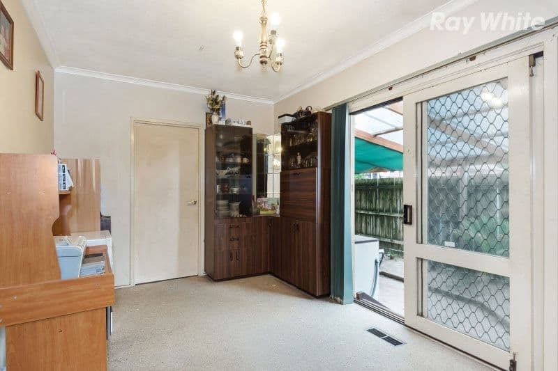 12 Deakin Crescent, Dandenong North VIC 3175, Dandenong North - Thumbnail 5
