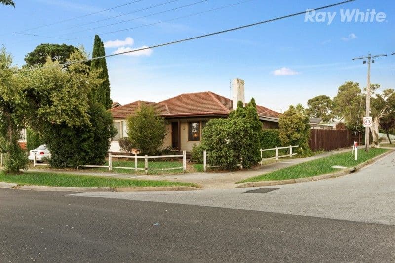 12 Deakin Crescent, Dandenong North VIC 3175, Dandenong North - Thumbnail 8
