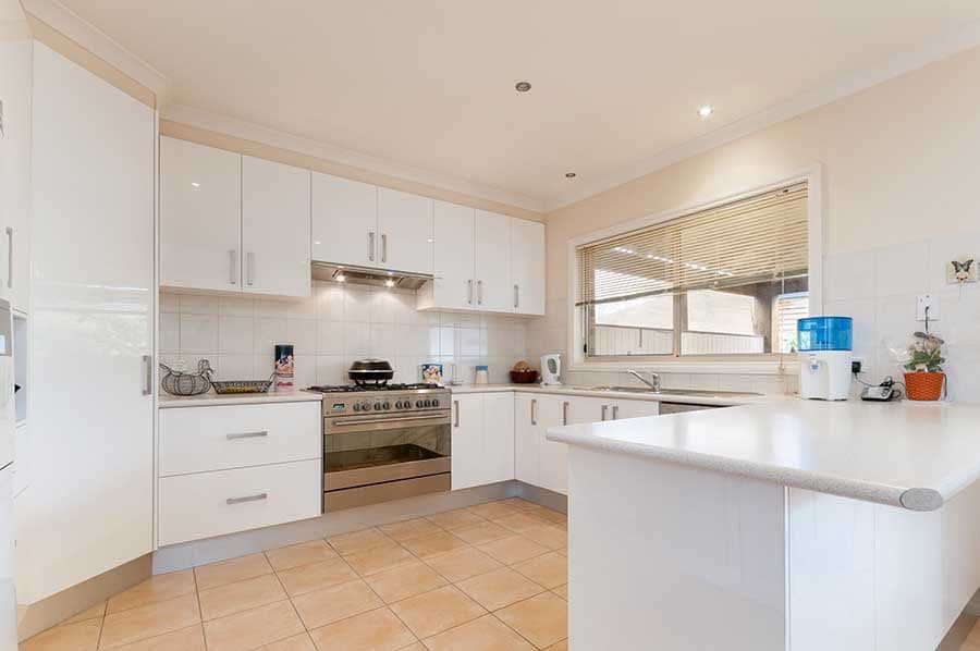 21 Swinburne Close, Craigieburn VIC 3064, Craigieburn - Thumbnail 2