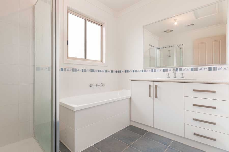 21 Swinburne Close, Craigieburn VIC 3064, Craigieburn - Thumbnail 4