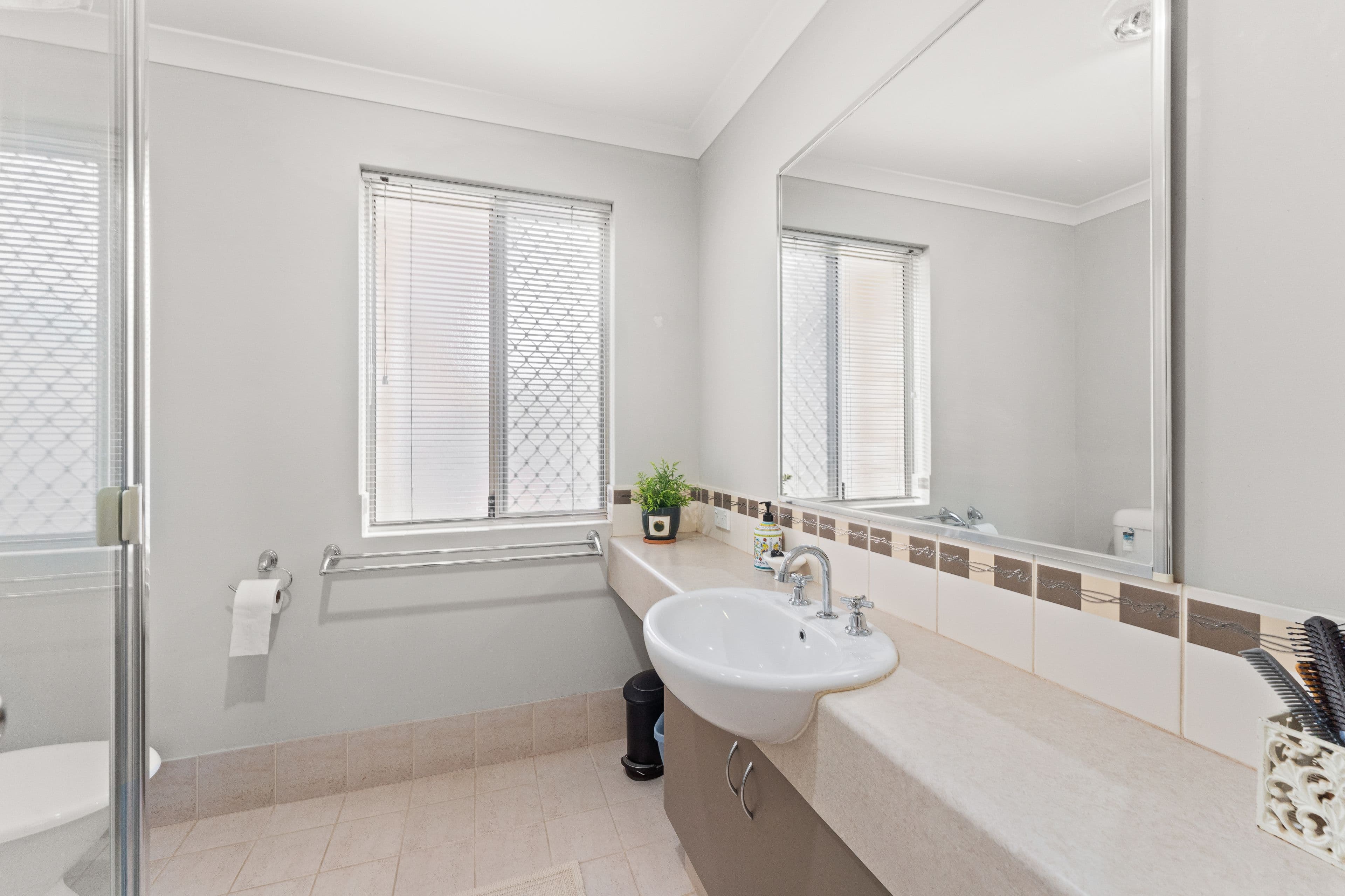 6 Kingaroy Drive, Baldivis WA 6171, Baldivis - Thumbnail 8