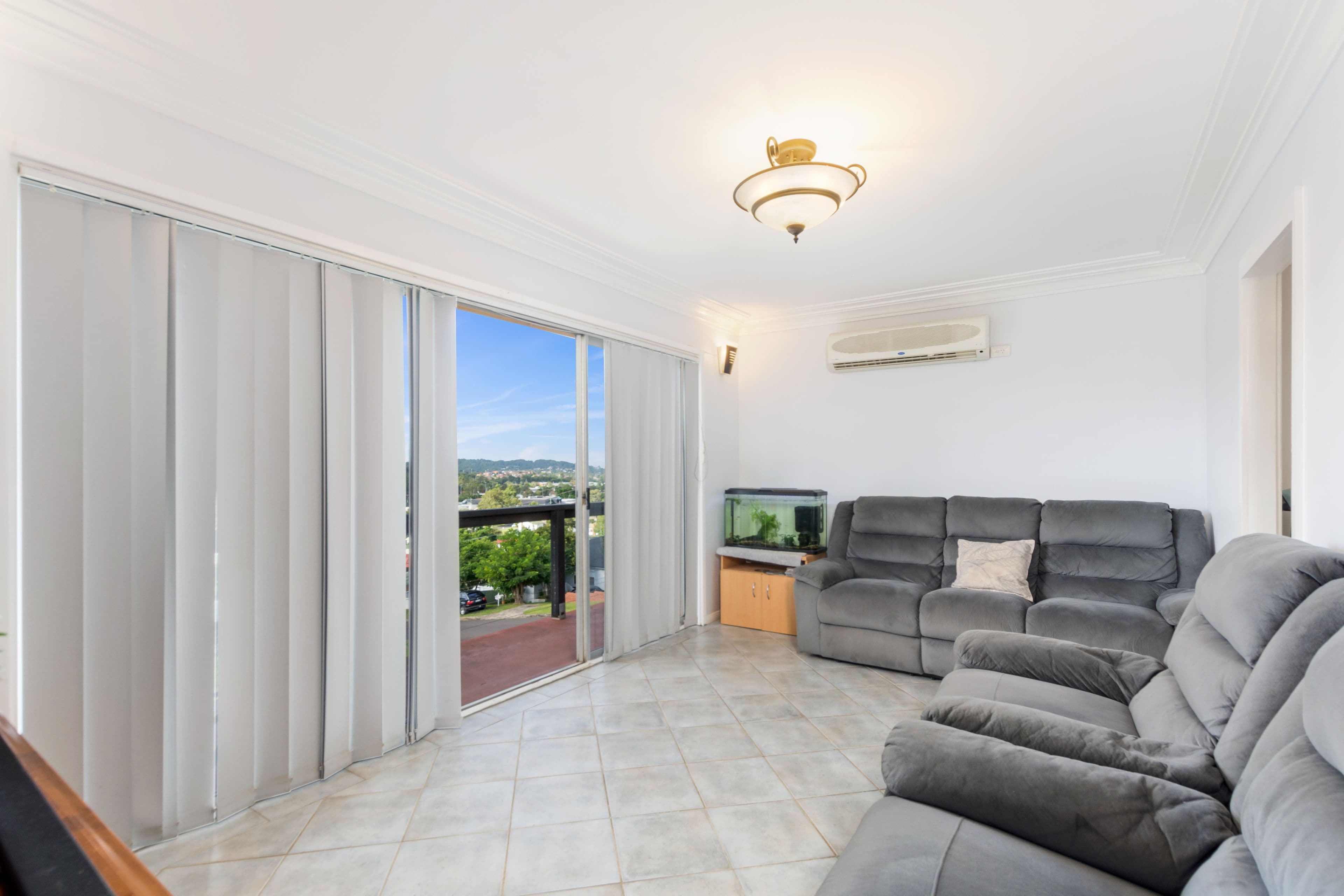 1 Beverley Avenue, Unanderra NSW 2526, Unanderra - Thumbnail 3