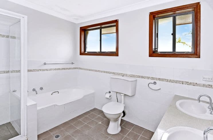 37 Roscommon Crescent, KILLARNEY HEIGHTS NSW 2087, Killarney Heights - Thumbnail 7