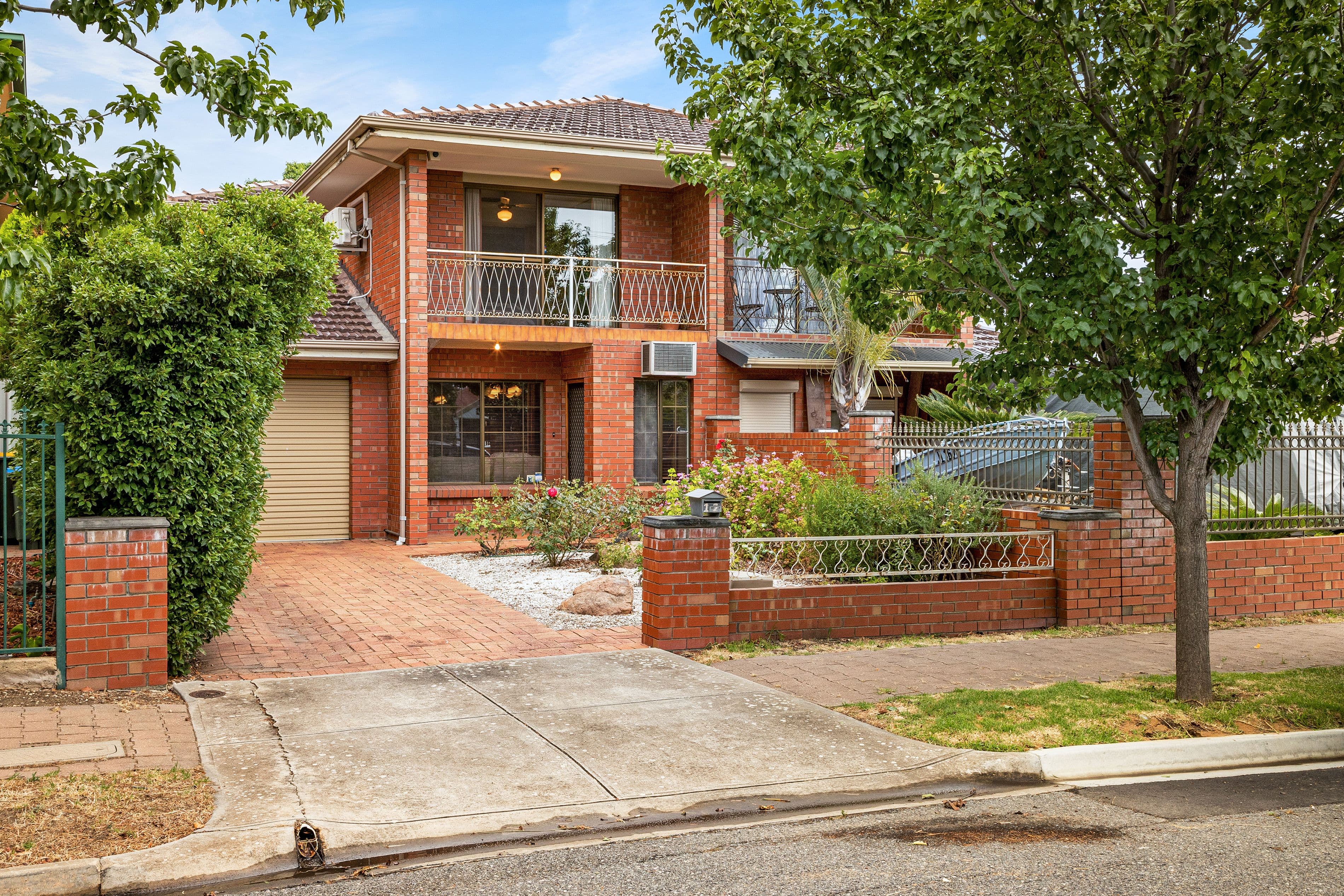 12 Lomman Avenue, Newton SA 5074, Newton - Thumbnail 2