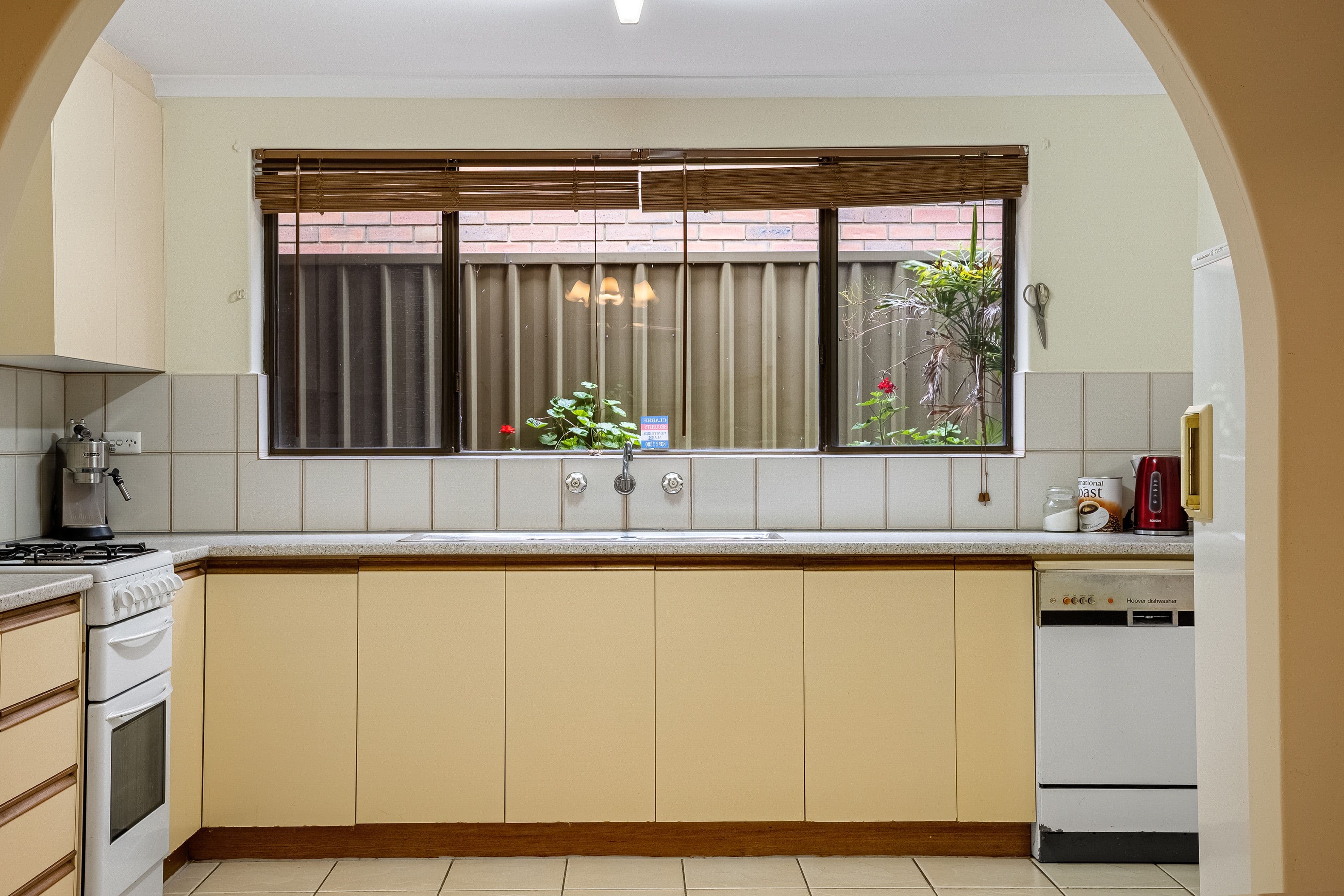 12 Lomman Avenue, Newton SA 5074, Newton - Thumbnail 5