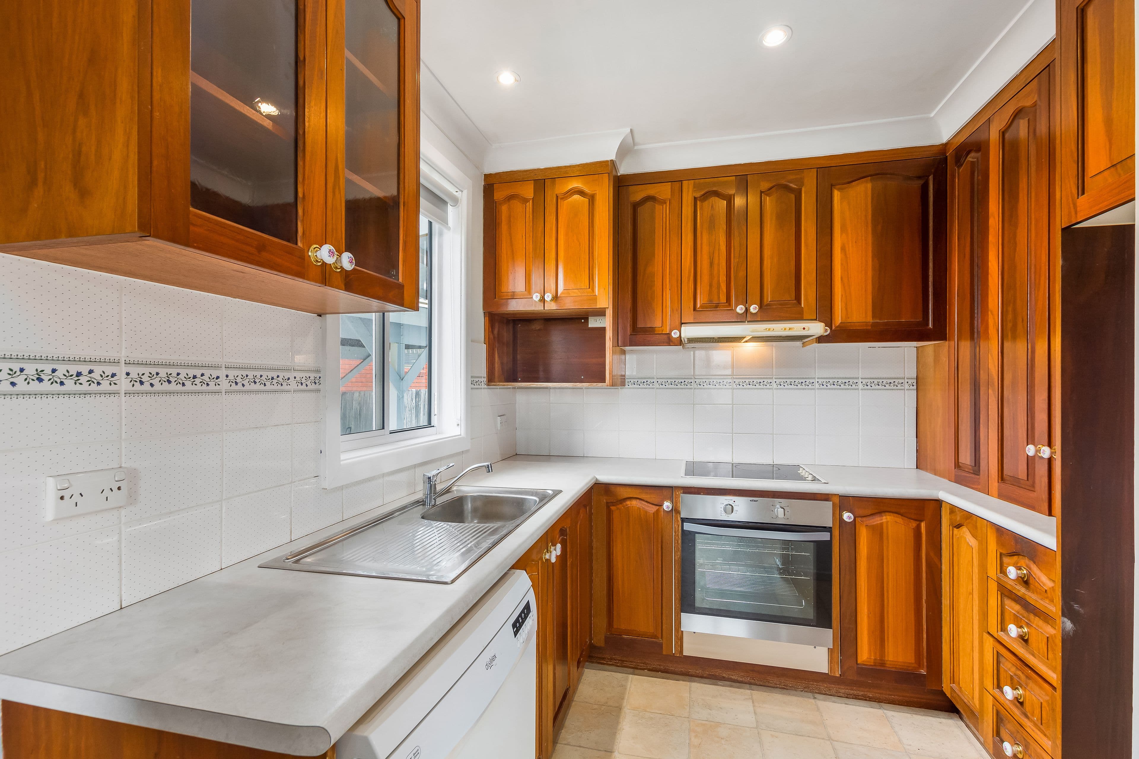 4 Weemala Crescent, Koonawarra - Thumbnail 2
