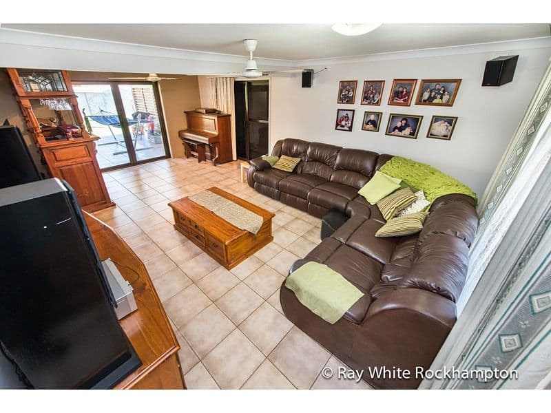 28 Agnew Avenue, NORMAN GARDENS QLD 4701, Norman Gardens - Thumbnail 2