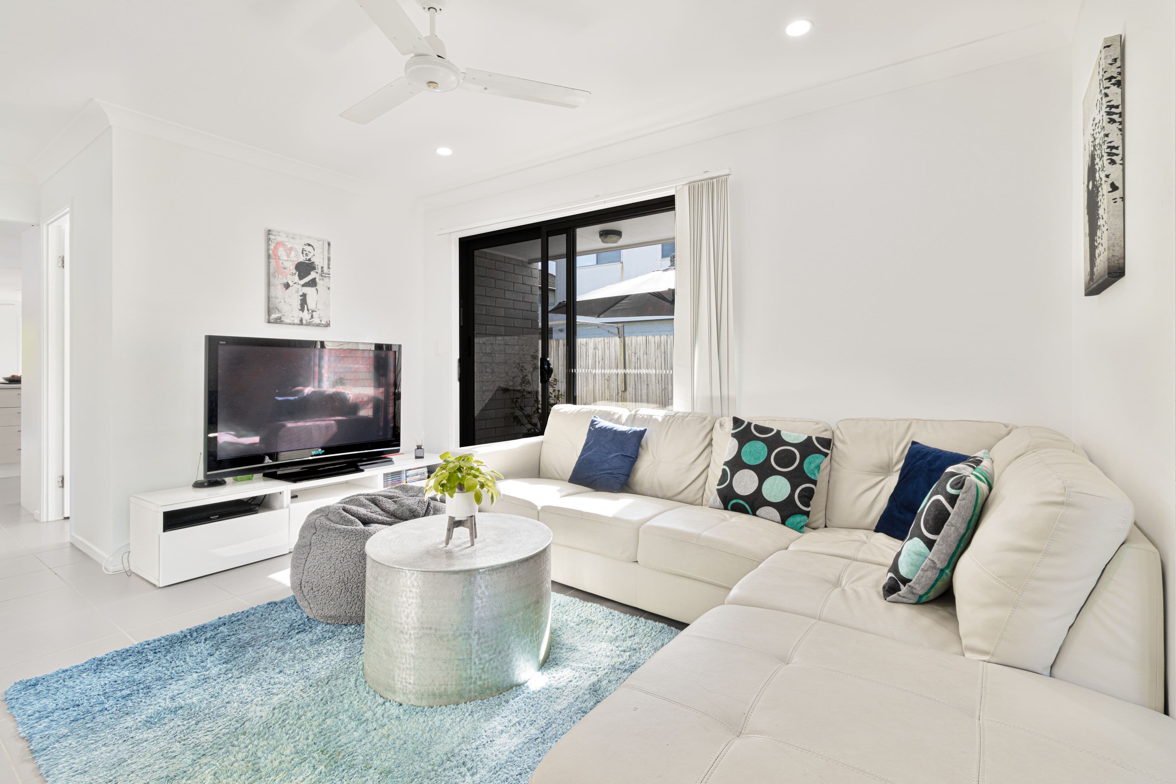 11 Kelly Avenue, Coomera QLD 4209, Coomera - Thumbnail 2