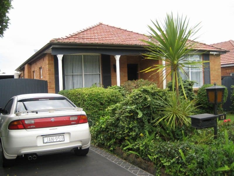 13  Harslett Crescent, BEVERLEY PARK NSW 2217, Beverley Park - Image 1