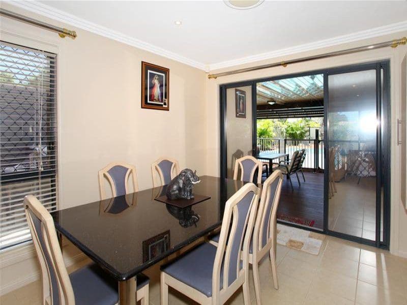 9 Apia Avenue, CLEAR ISLAND WATERS QLD 4226, Clear Island Waters - Thumbnail 4