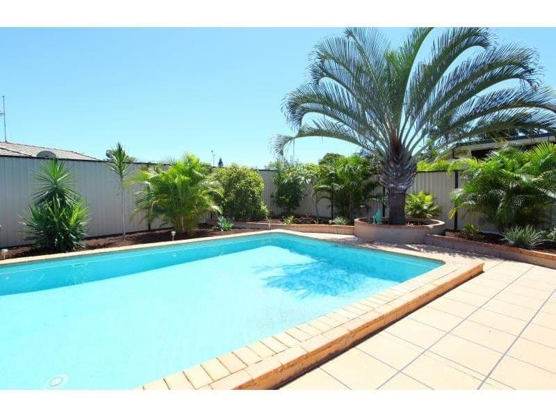 9 Apia Avenue, CLEAR ISLAND WATERS QLD 4226, Clear Island Waters - Thumbnail 7