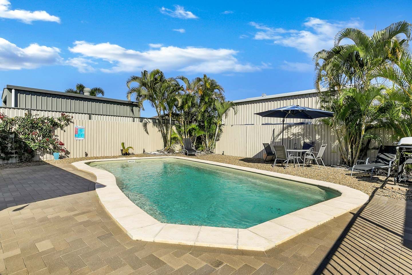 10 Rochester Court, Urraween QLD 4655, Urraween - Thumbnail 2