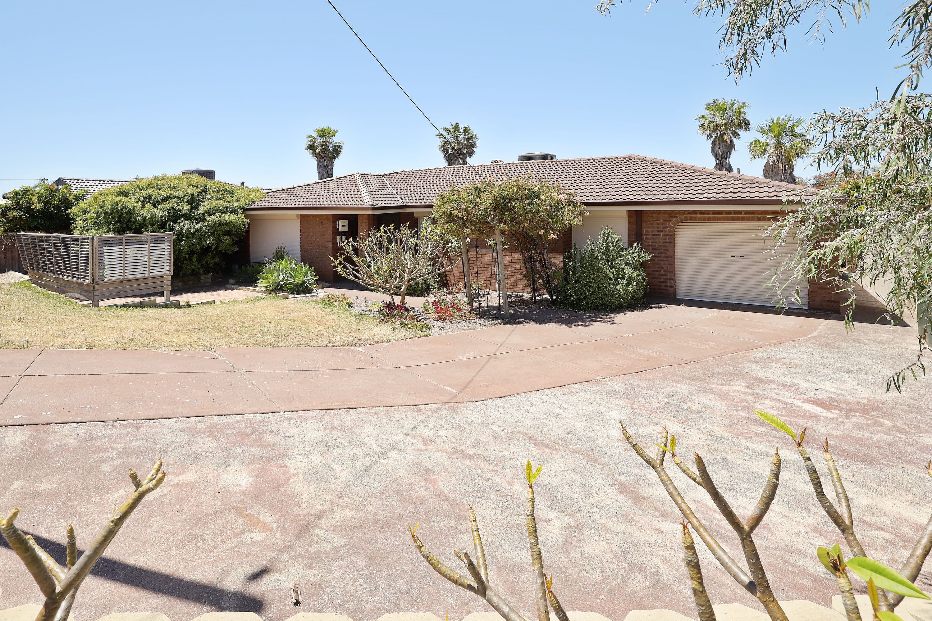 6 Dania Close, Craigie WA 6025, Craigie - Image 1