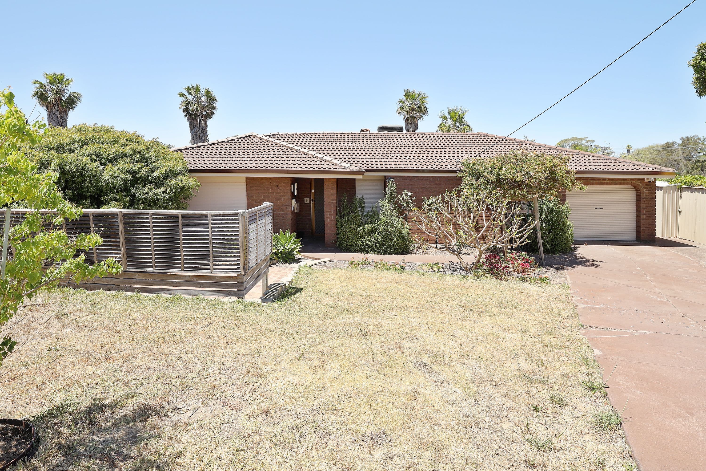 6 Dania Close, Craigie WA 6025, Craigie - Thumbnail 2