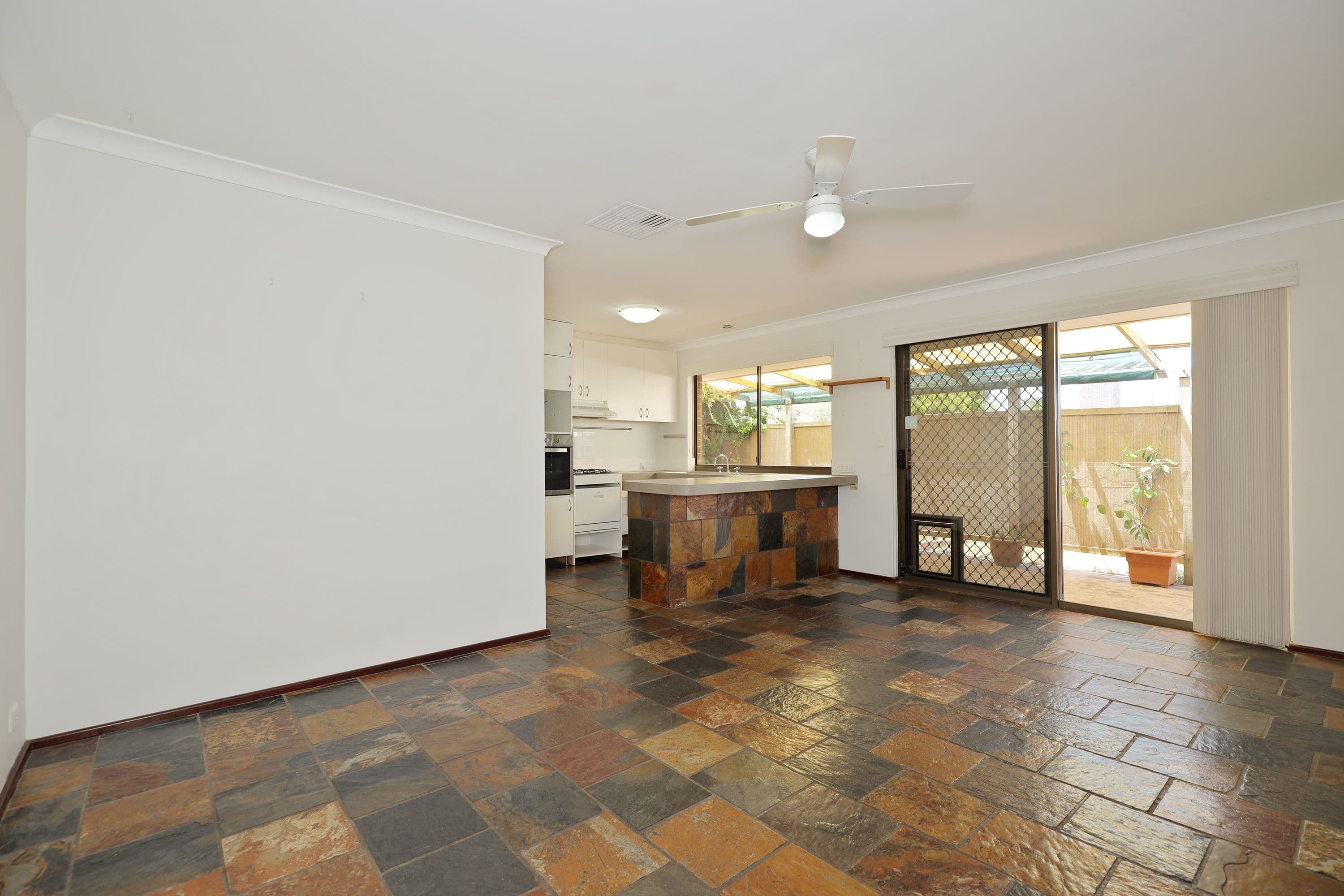 6 Dania Close, Craigie WA 6025, Craigie - Thumbnail 3