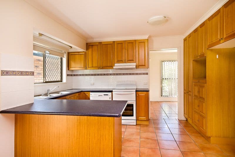 69 Sumners Road, JAMBOREE HEIGHTS QLD 4074, Jamboree Heights - Thumbnail 3