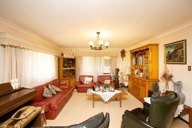 8 Alpinia Avenue, Banksia Beach, QLD, 4507, Banksia Beach - Thumbnail 2