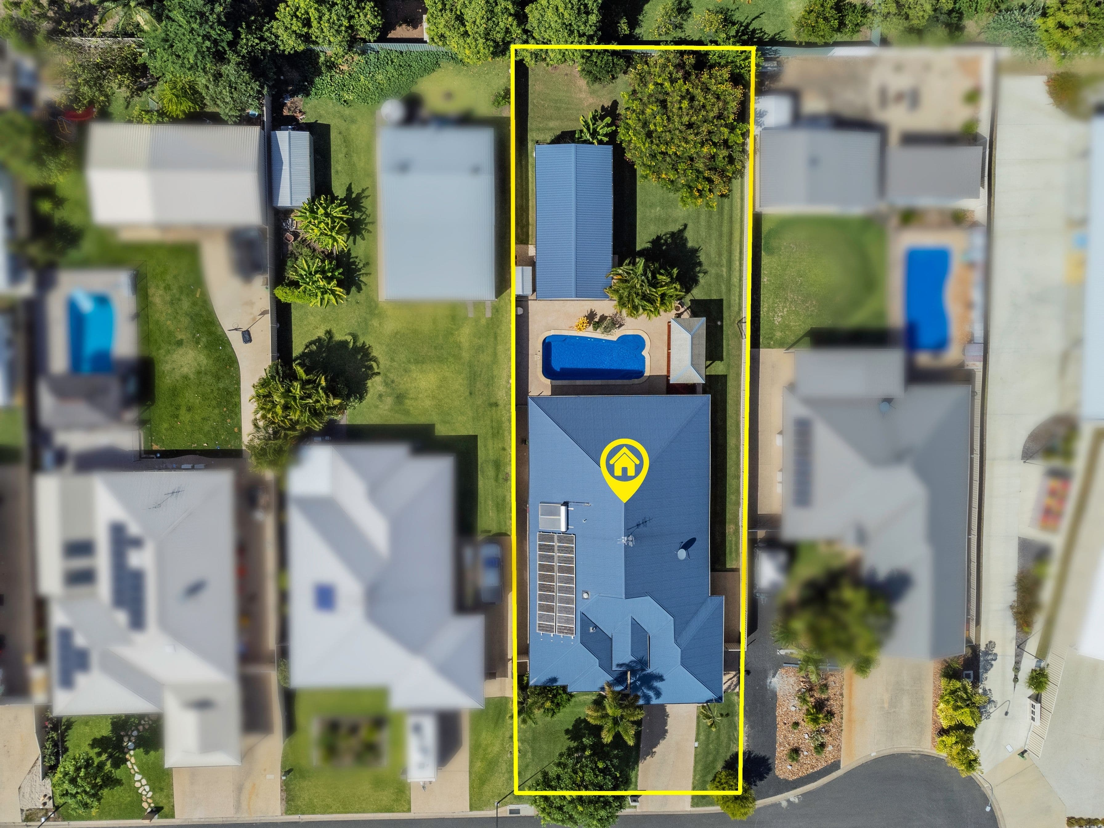 37 Moriarty Street, Emerald QLD 4720, Emerald - Thumbnail 2