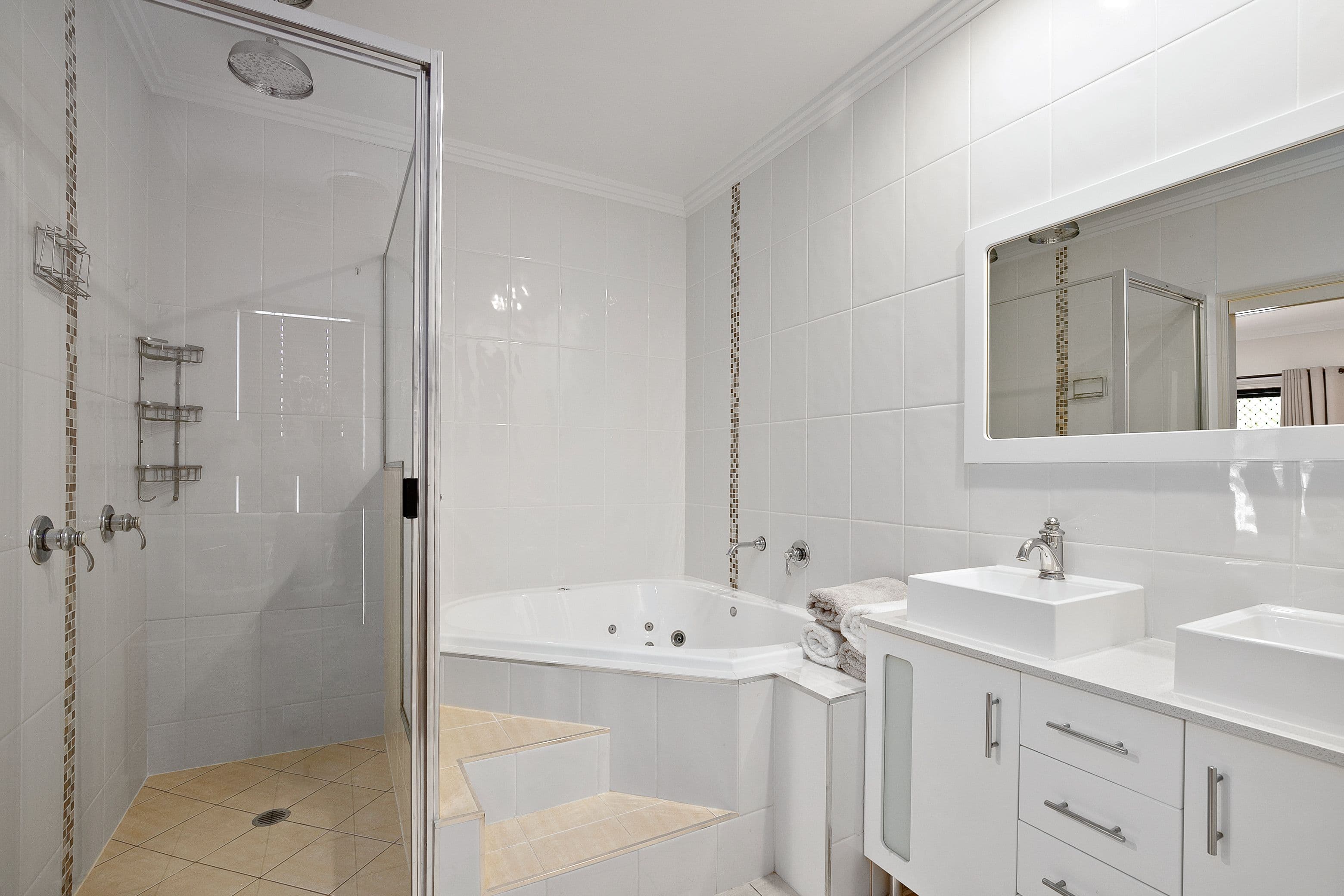37 Moriarty Street, Emerald QLD 4720, Emerald - Thumbnail 8