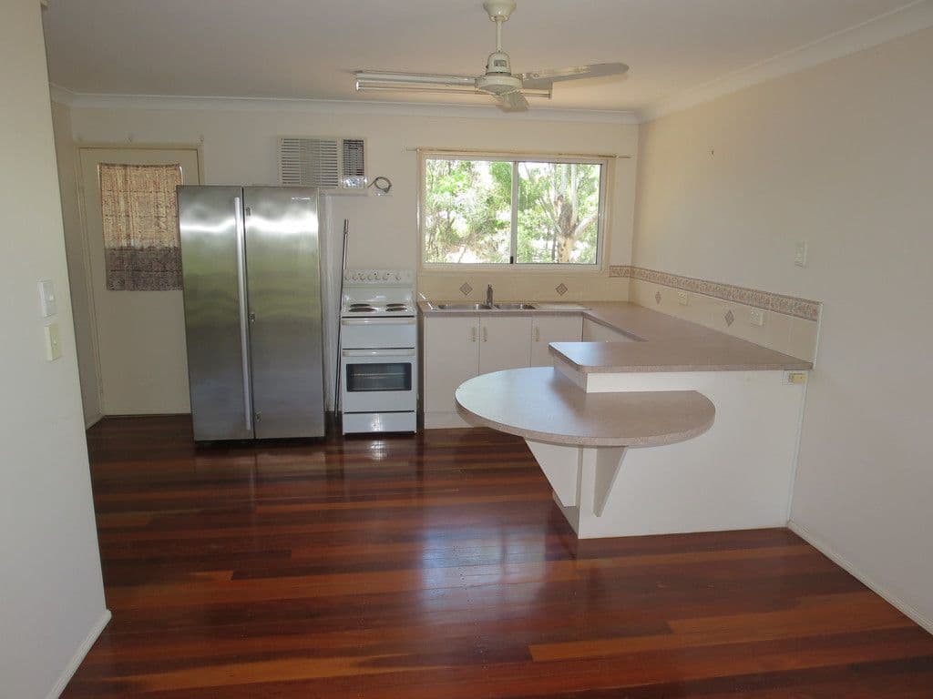 32 Silica Road, Emerald QLD 4720, Emerald - Thumbnail 7