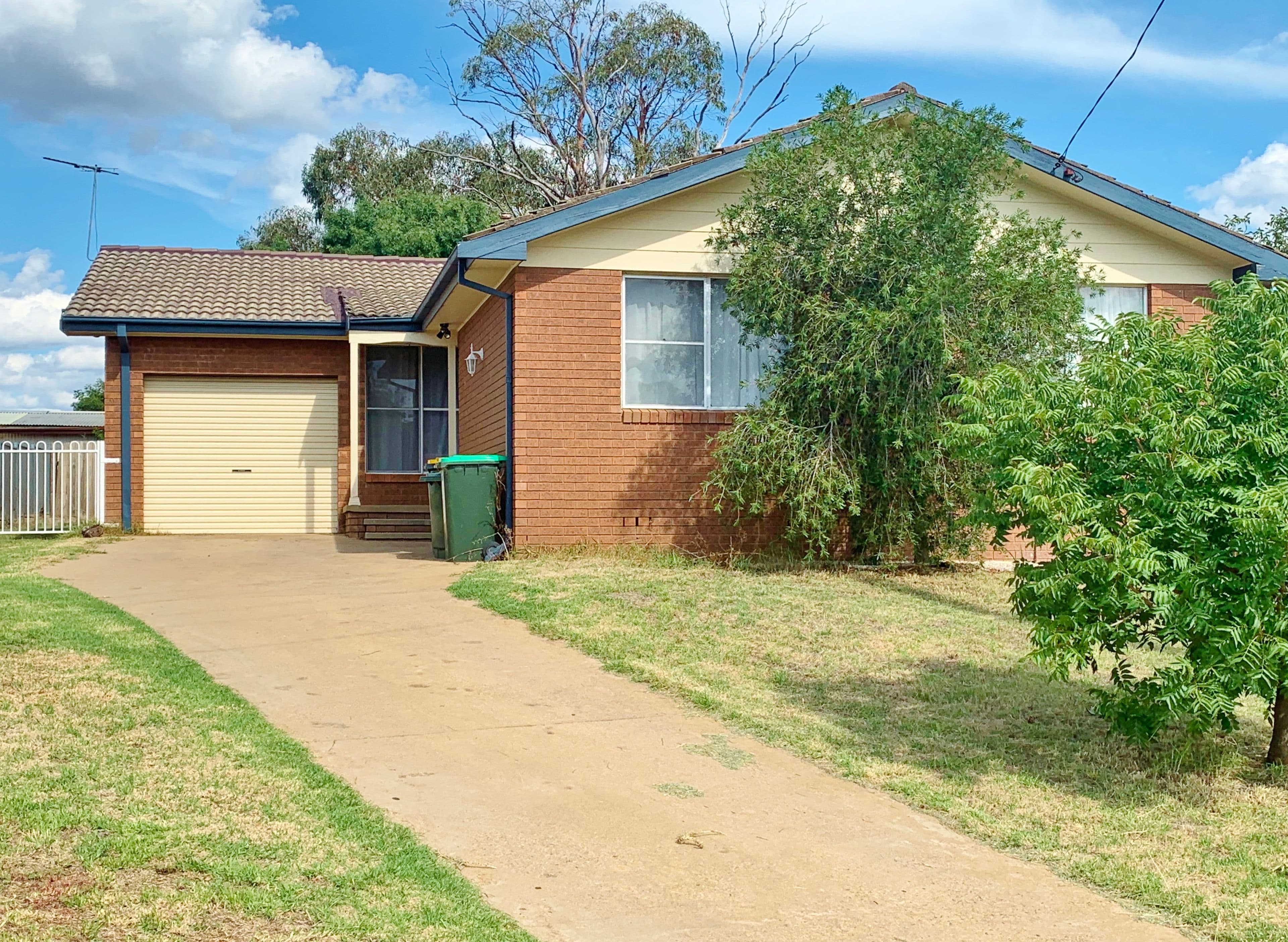 28 Dwyer Drive, Young NSW 2594, Young - Image 1