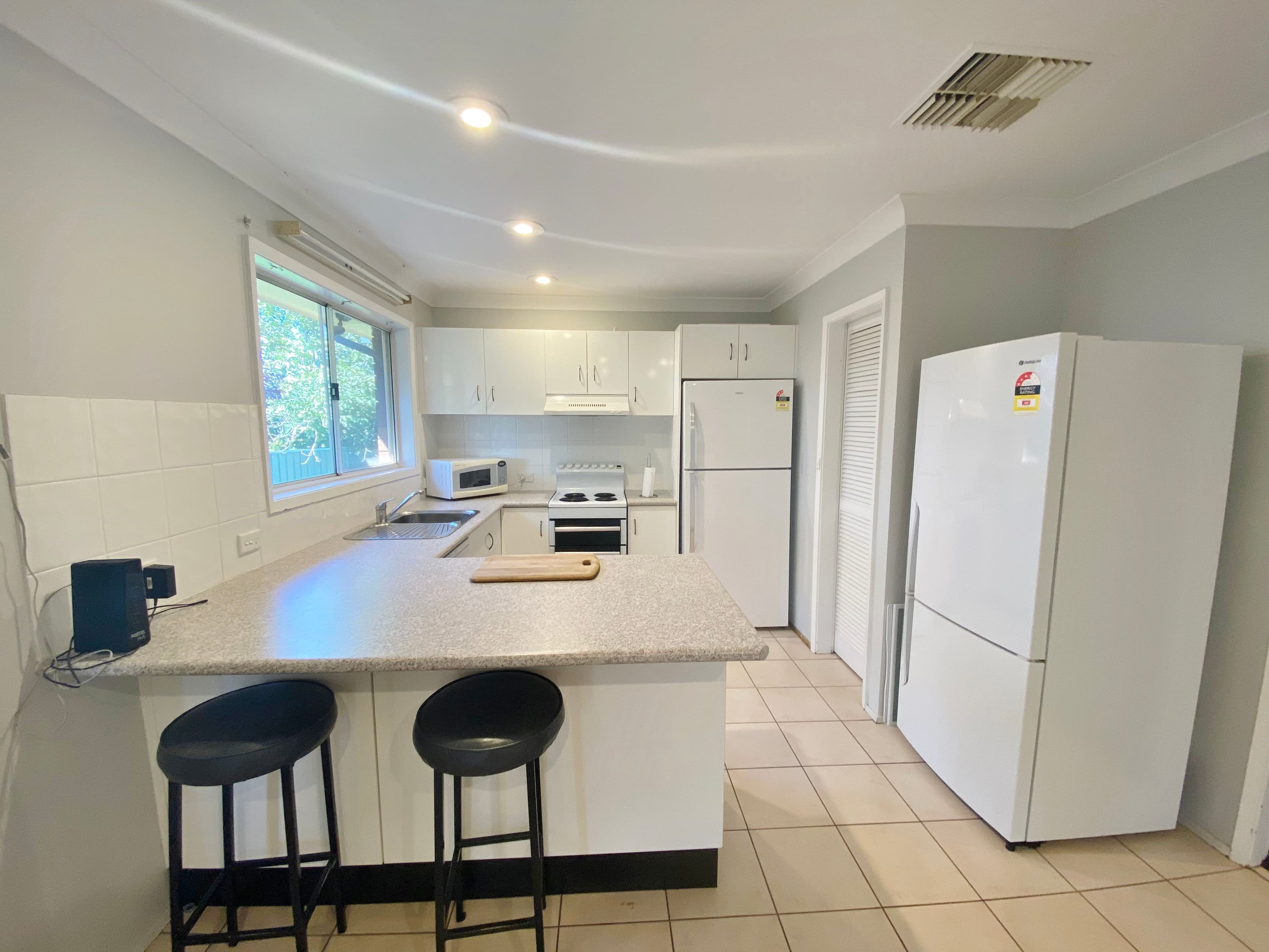 28 Dwyer Drive, Young NSW 2594, Young - Thumbnail 2