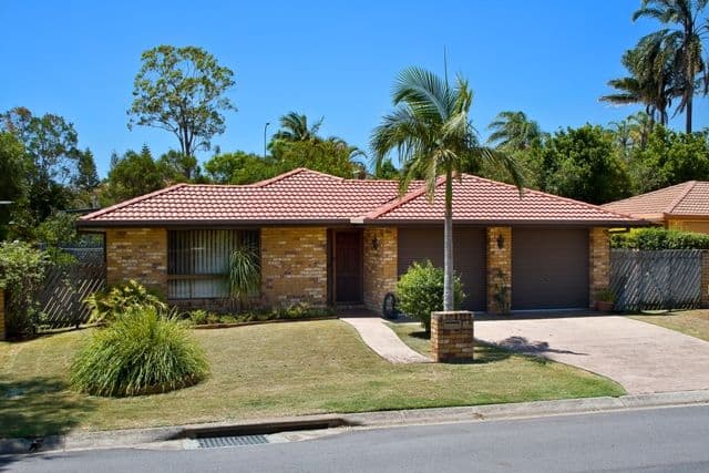 17 Loddon Street, RIVERHILLS QLD 4074, Riverhills - Image 1