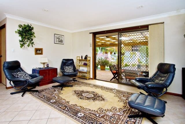 17 Loddon Street, RIVERHILLS QLD 4074, Riverhills - Thumbnail 5