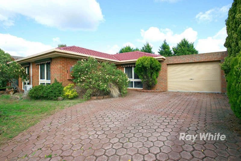 31 Hoysted Avenue, CRANBOURNE NORTH VIC 3977, Cranbourne North - Image 1