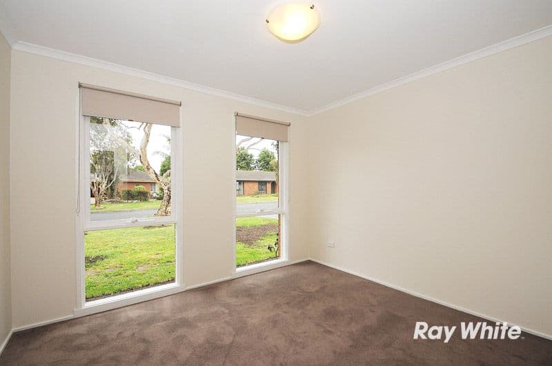14 Strafford Avenue, CRANBOURNE VIC 3977, Cranbourne - Thumbnail 8