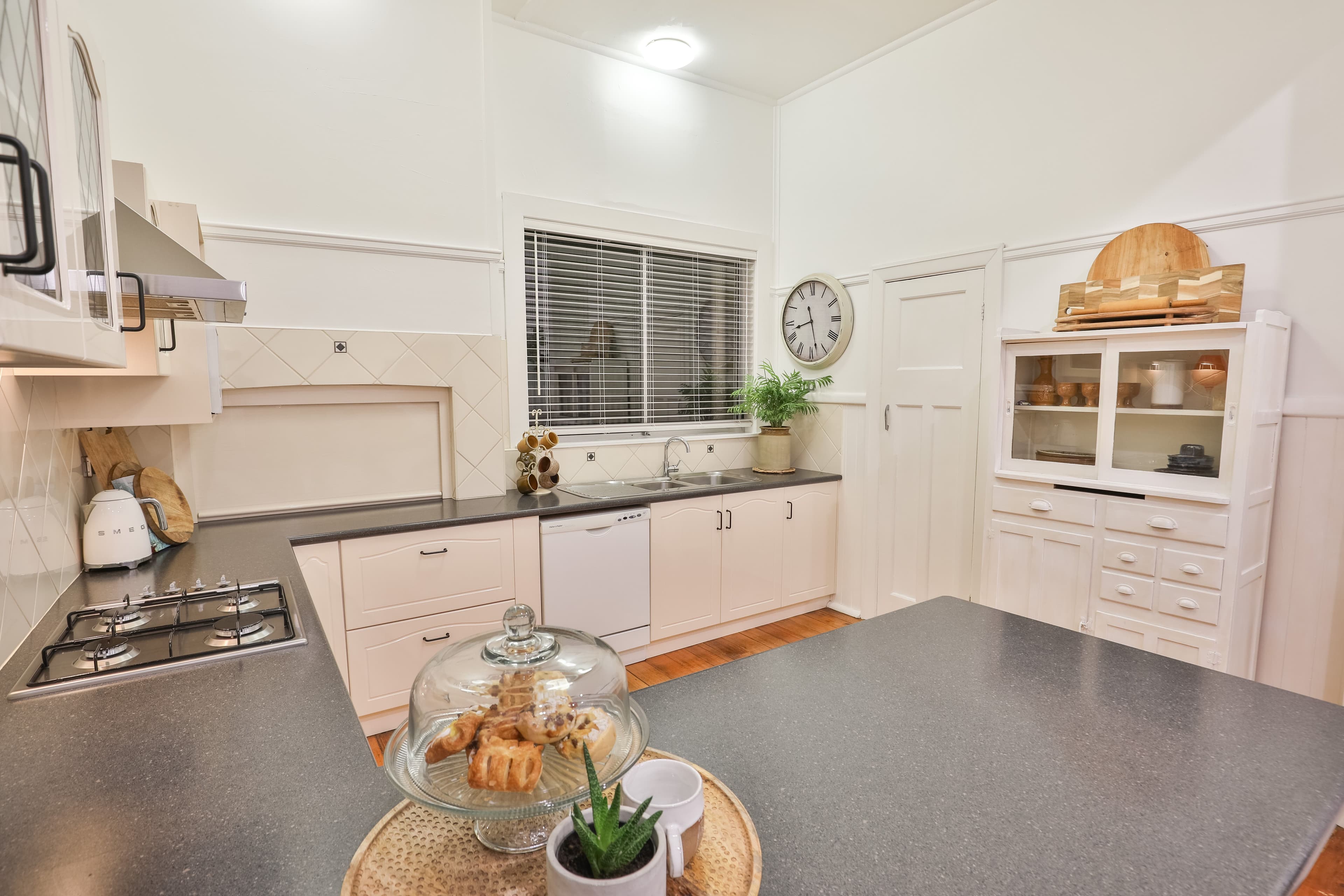 90 Chaffey Avenue, Mildura VIC 3500, Mildura - Thumbnail 4