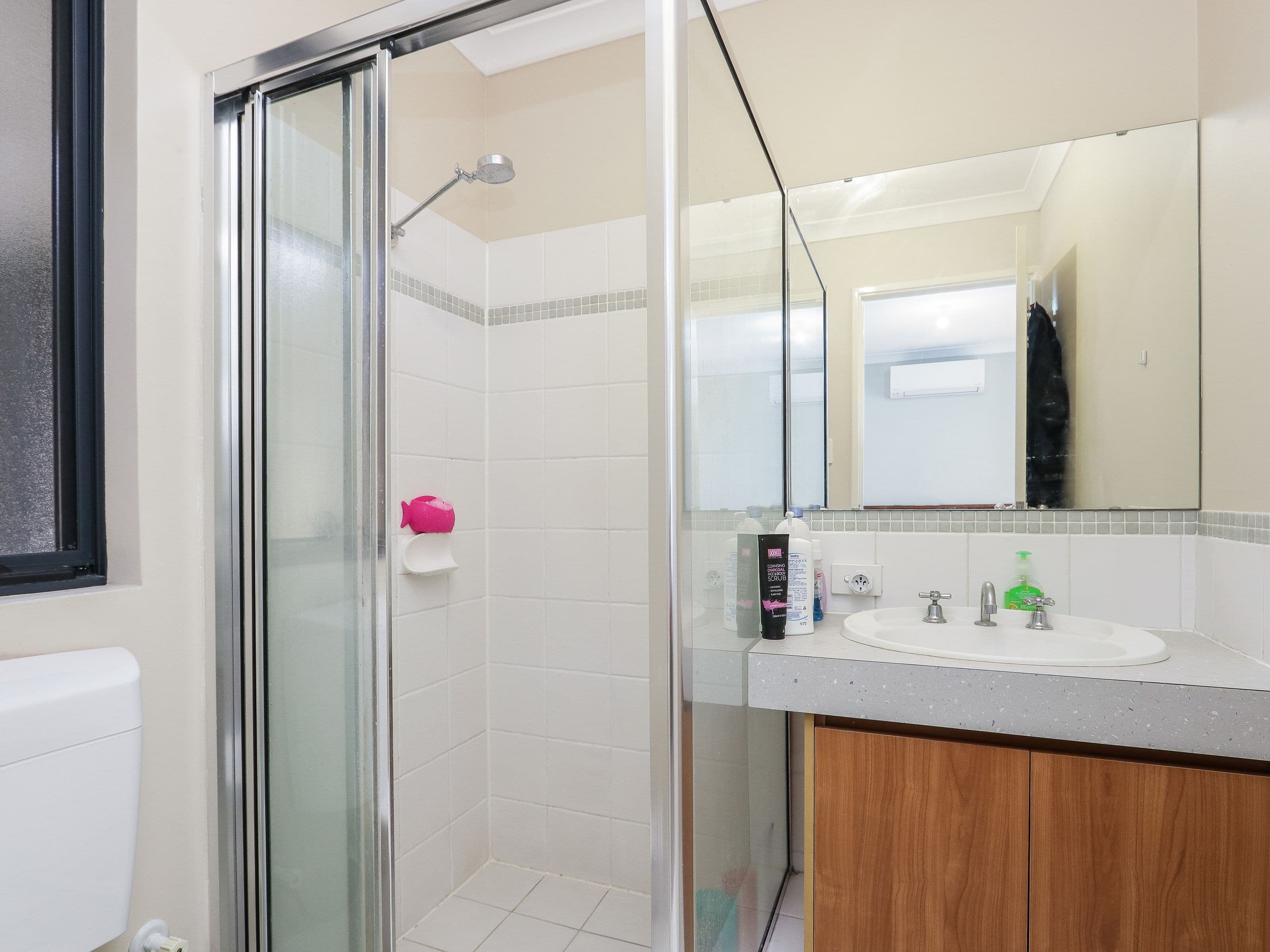 153 Sevenoaks Street, Cannington WA 6107, Cannington - Thumbnail 5