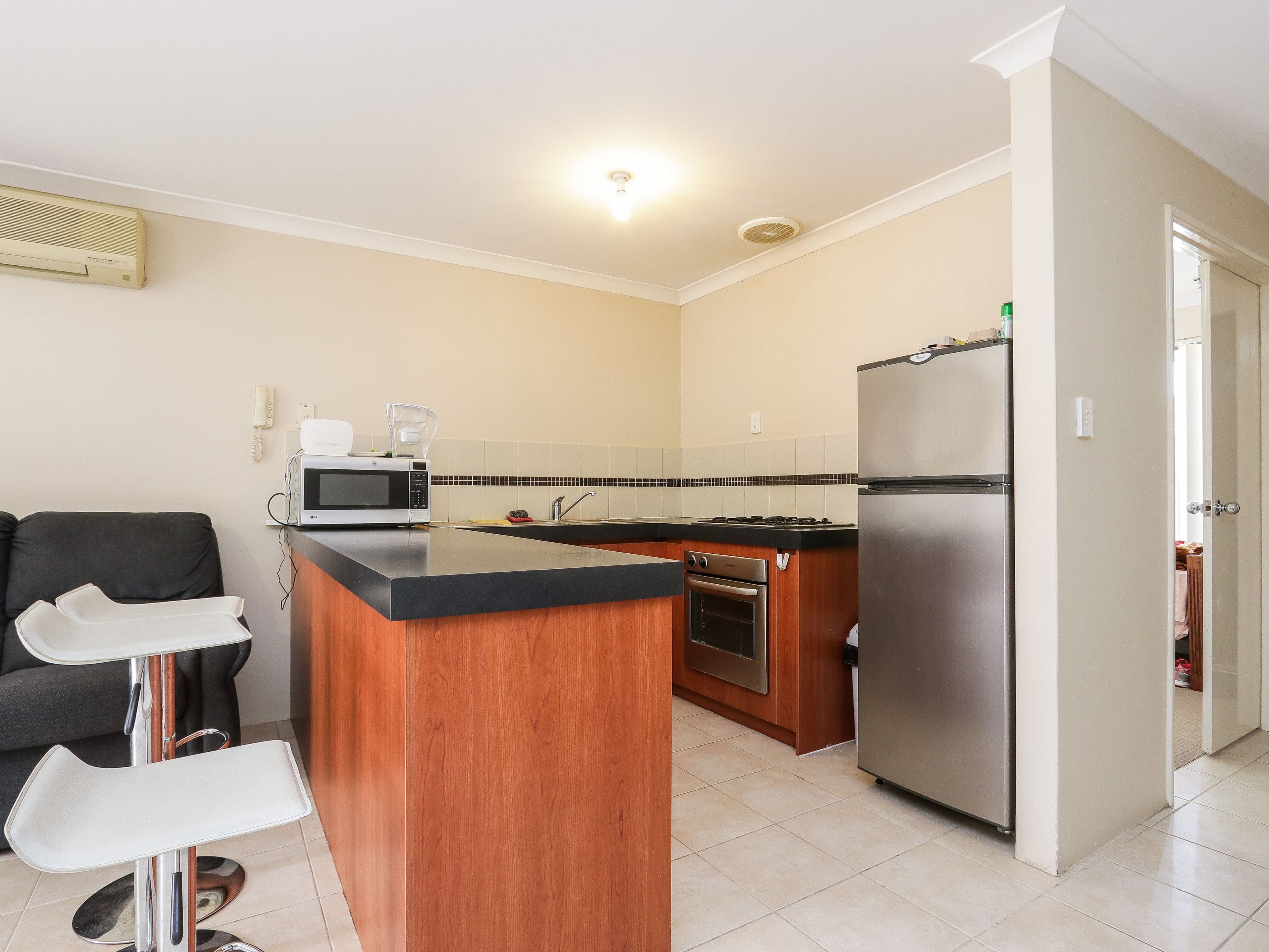 153 Sevenoaks Street, Cannington WA 6107, Cannington - Thumbnail 7