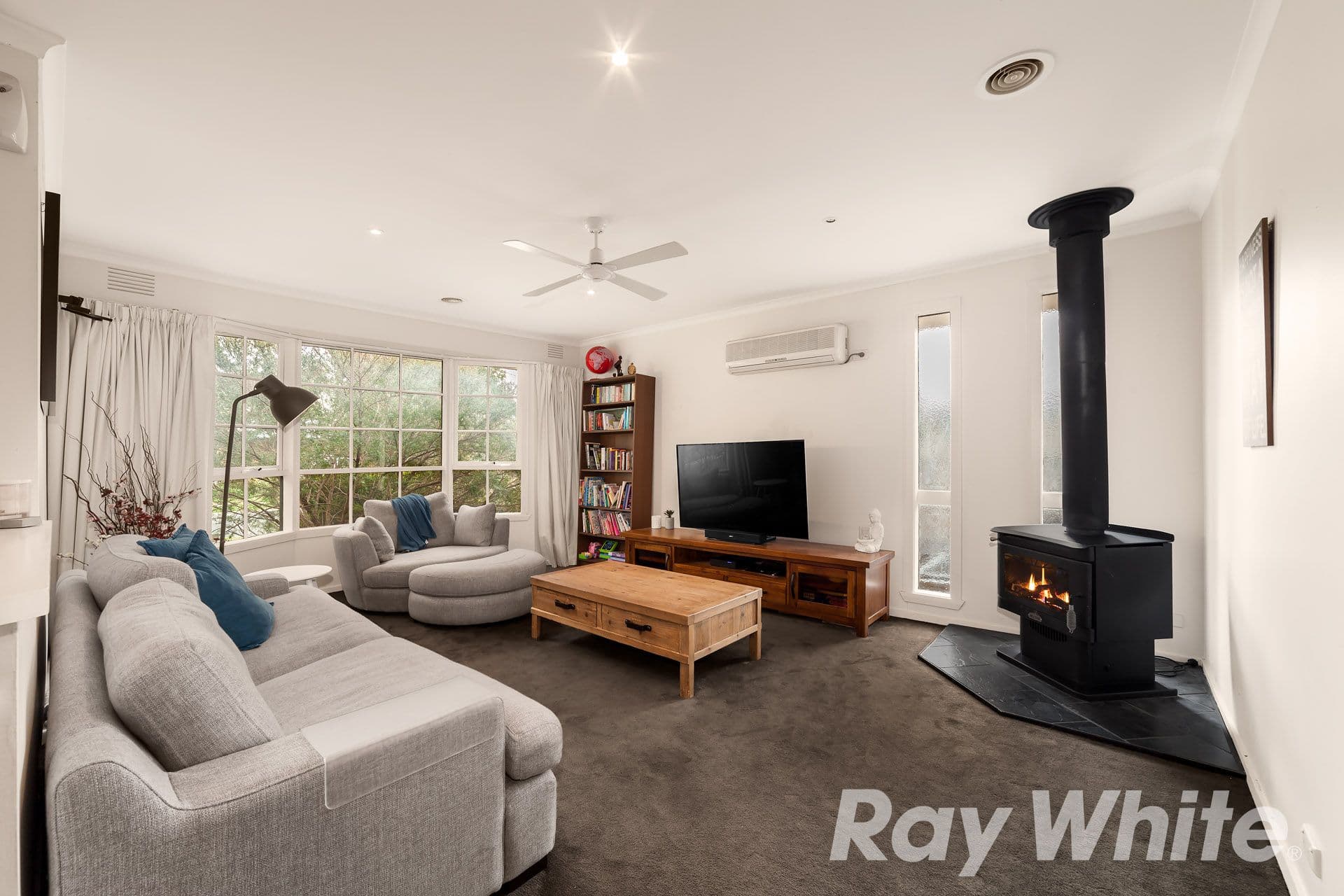 17 Kalawar Avenue, Bayswater North VIC 3153, Bayswater North - Thumbnail 2