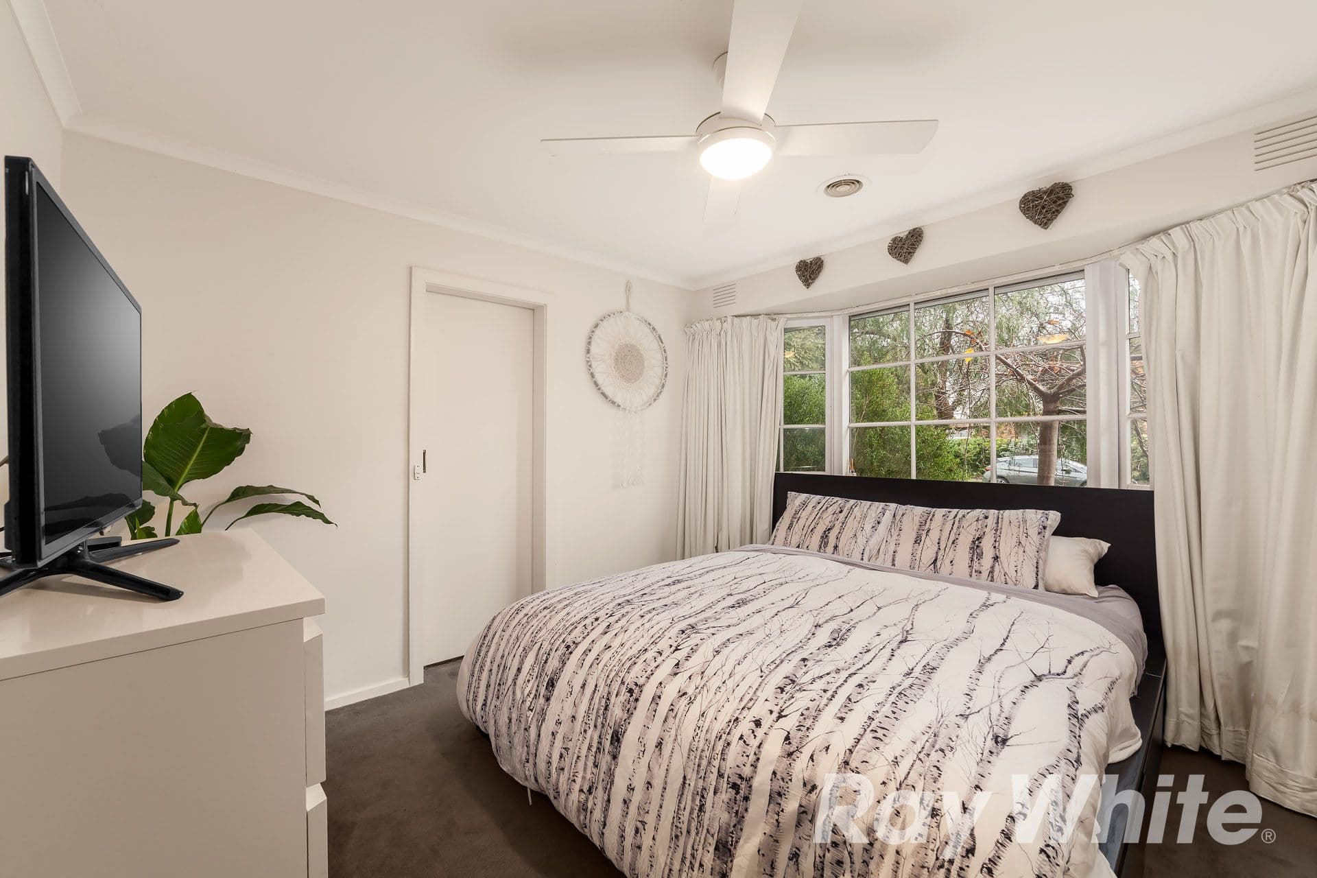 17 Kalawar Avenue, Bayswater North VIC 3153, Bayswater North - Thumbnail 4