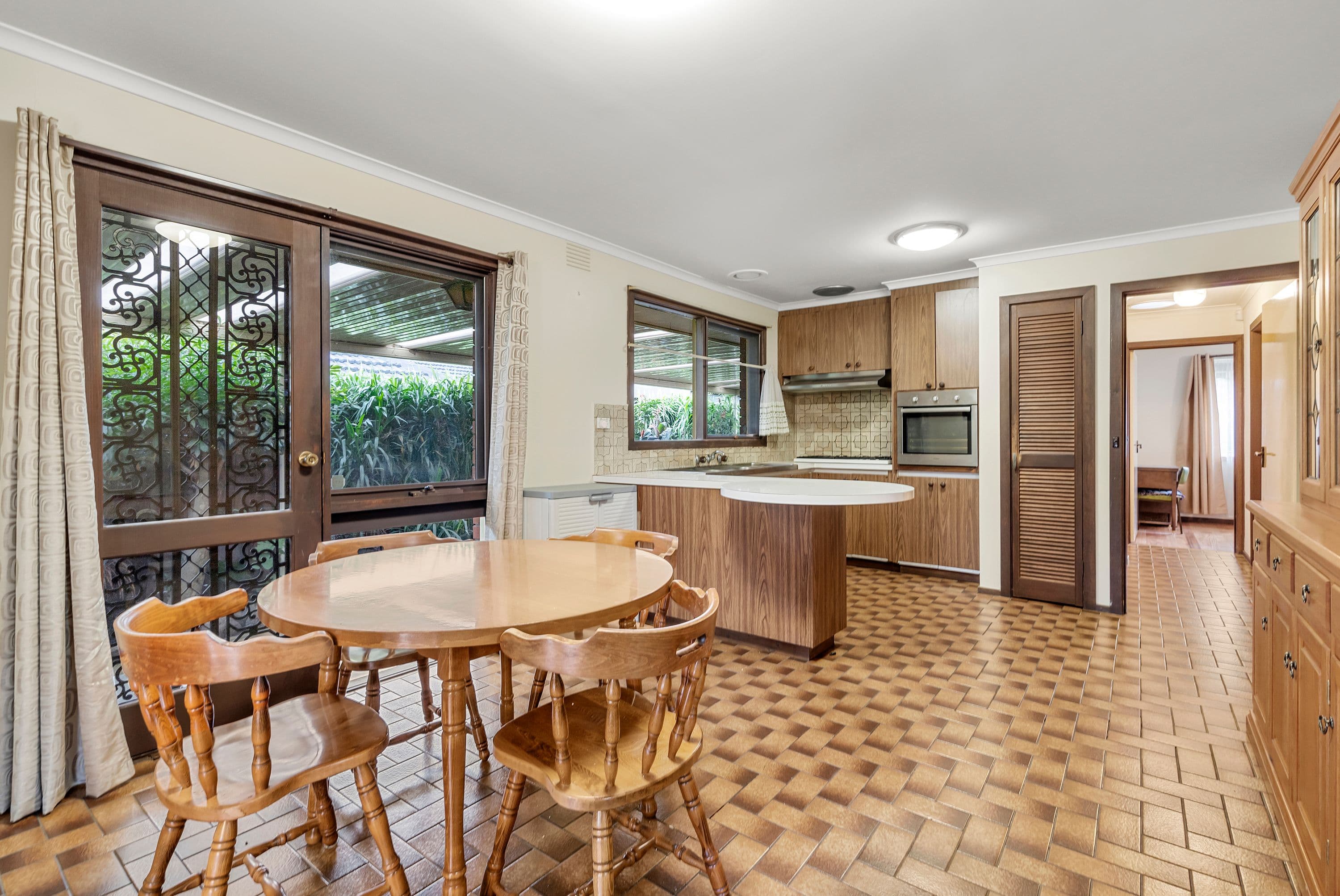 34 Jolimont Avenue, Mulgrave VIC 3170, Mulgrave - Thumbnail 2