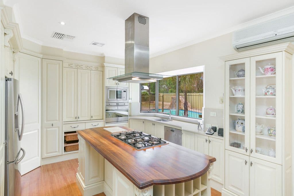 11 Haymaker Court, Morphett Vale SA 5162, Morphett Vale - Thumbnail 2
