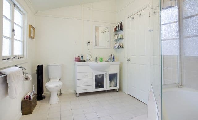 30 Lochaber Street, DUTTON PARK QLD 4102, Dutton Park - Thumbnail 7