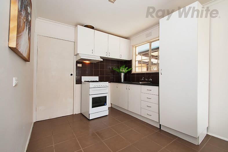 6 Jeanine Crescent, Fawkner VIC 3060, Fawkner - Thumbnail 5