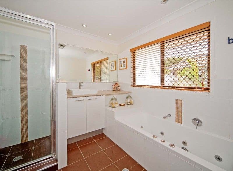 11 Jalanga Street, BELMONT QLD 4153, Belmont - Thumbnail 2