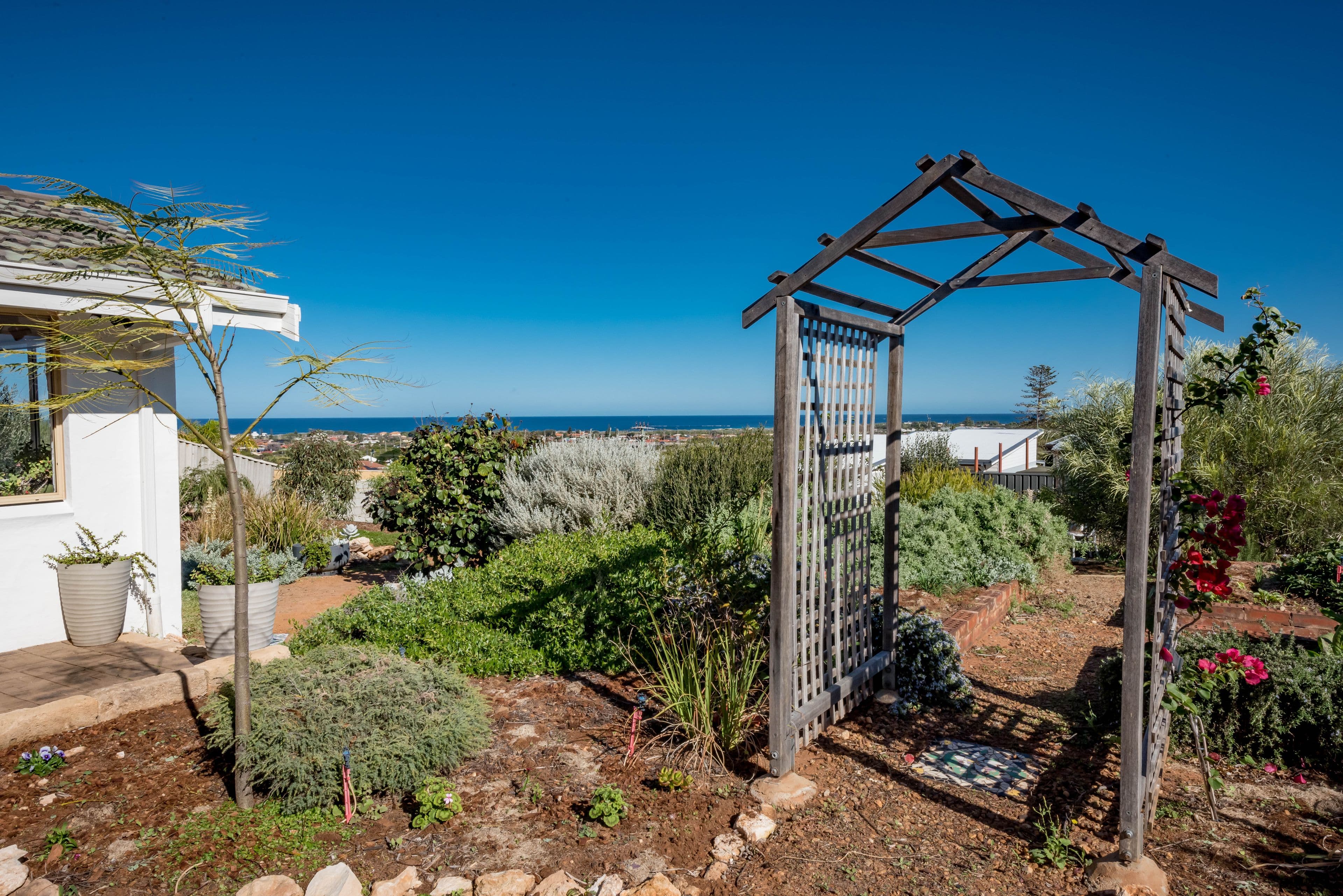 20 Boronia Avenue, Geraldton WA 6530, Geraldton - Thumbnail 2