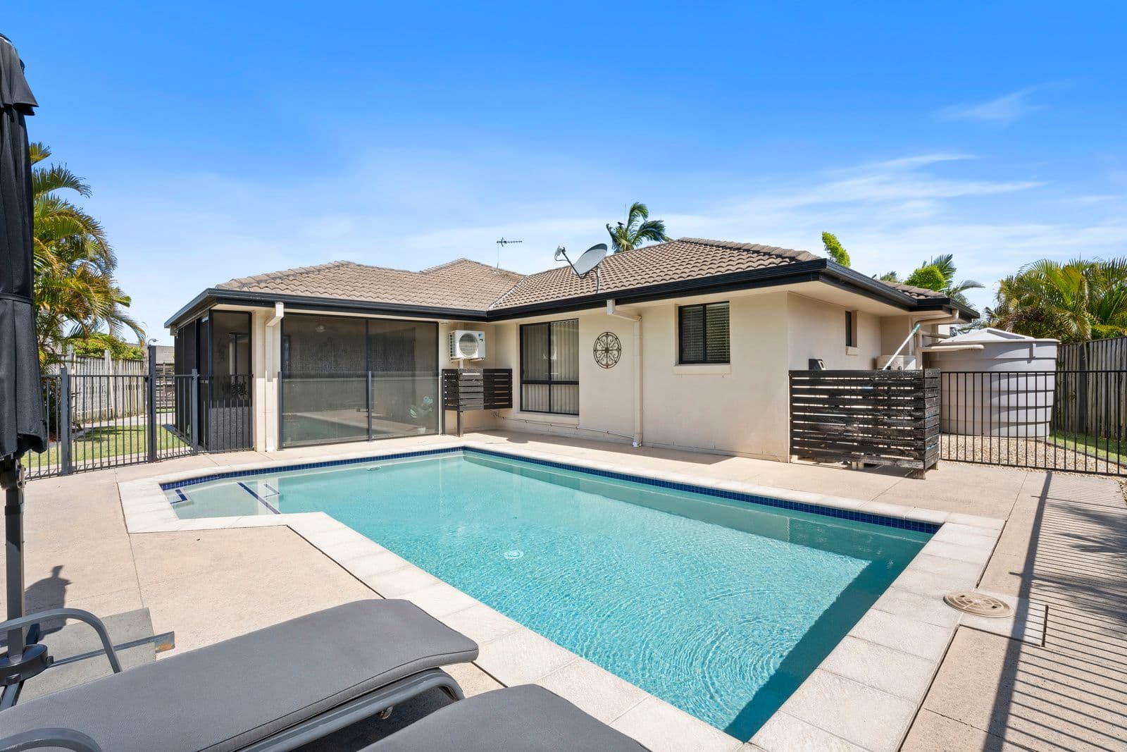 6 Xavier Place, Oxenford QLD 4210, Oxenford - Thumbnail 5