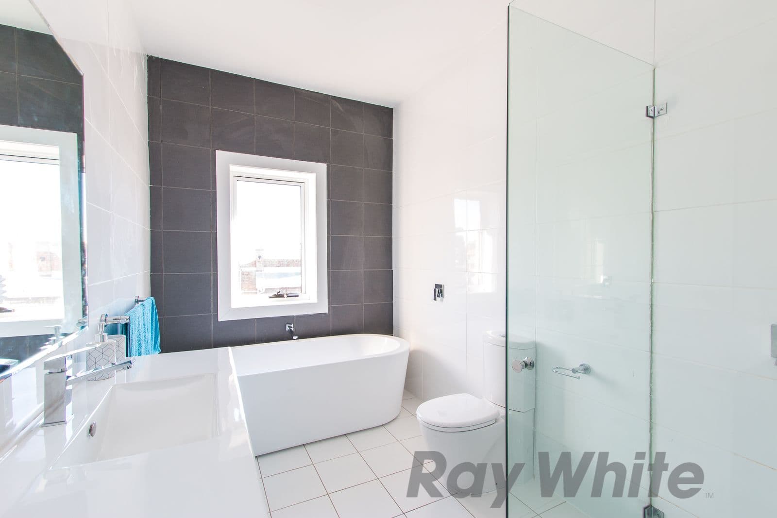114 Maitland Road, Mayfield - Thumbnail 2